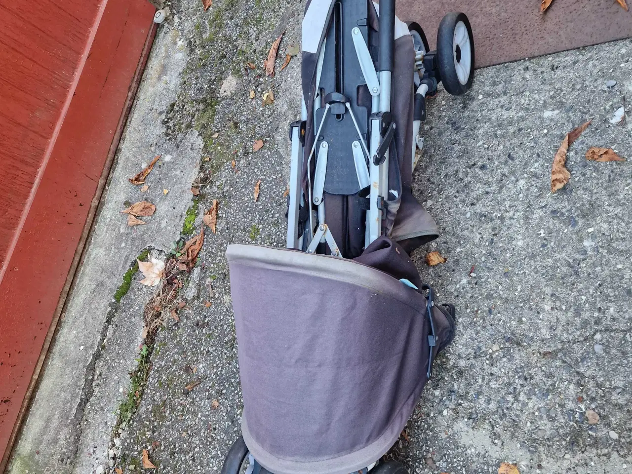 Billede 4 - Paraplyklapvogn 