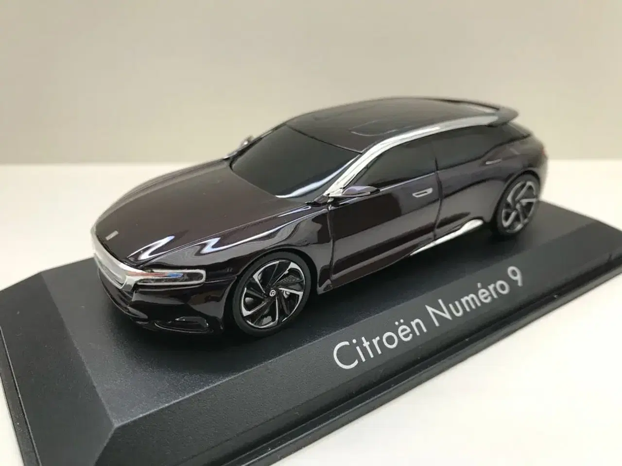 Billede 1 - Citroen Numero 9 Conceptcar 2012