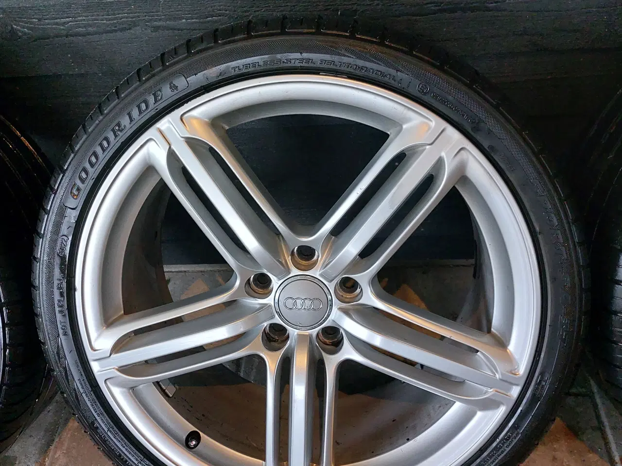 Billede 4 - Originale Audi alufælge 