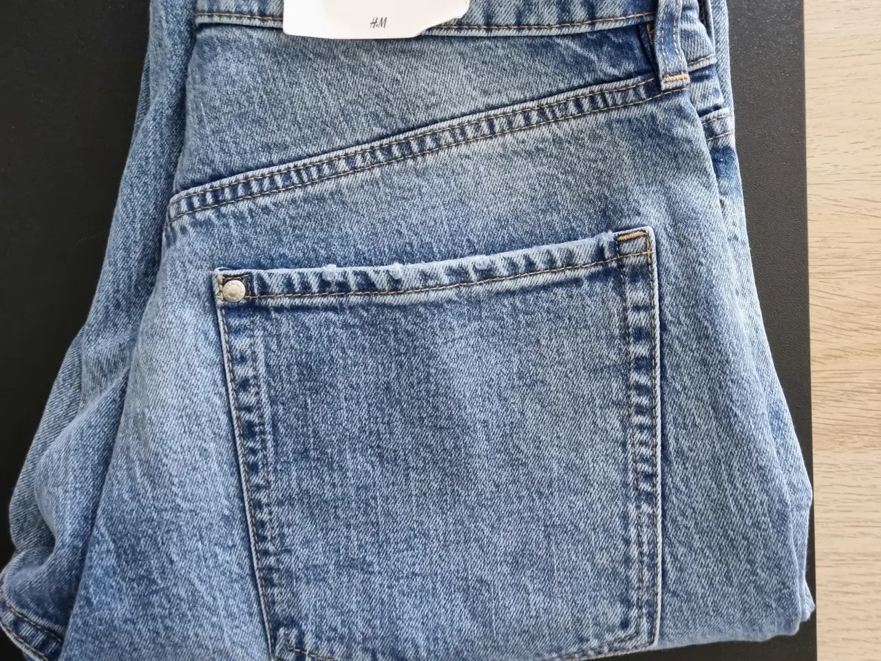 Billede 6 - Højtaljede jeans med lige ben 