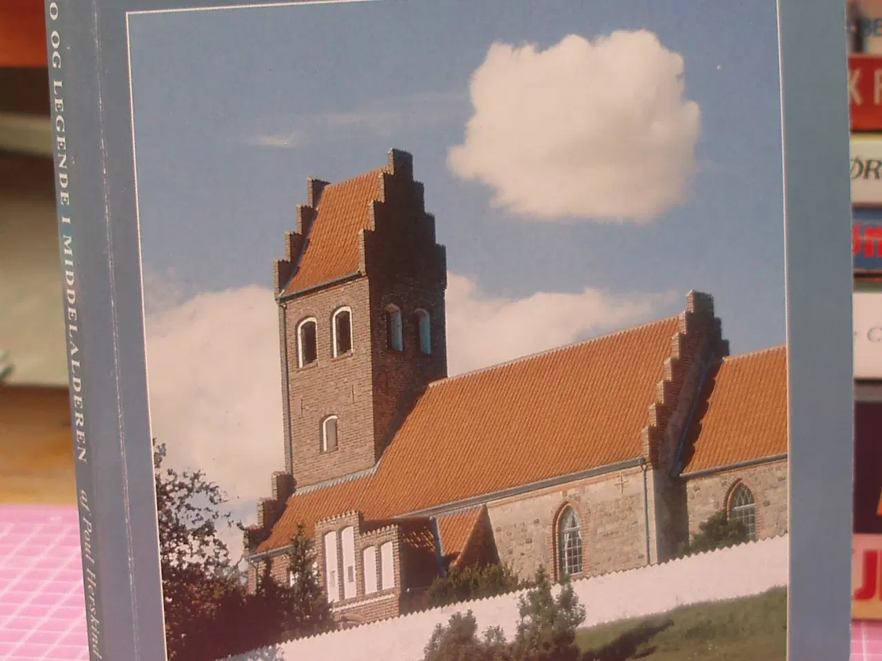 Billede 1 - Draaby Kirke -tro og legende i Middelalderen