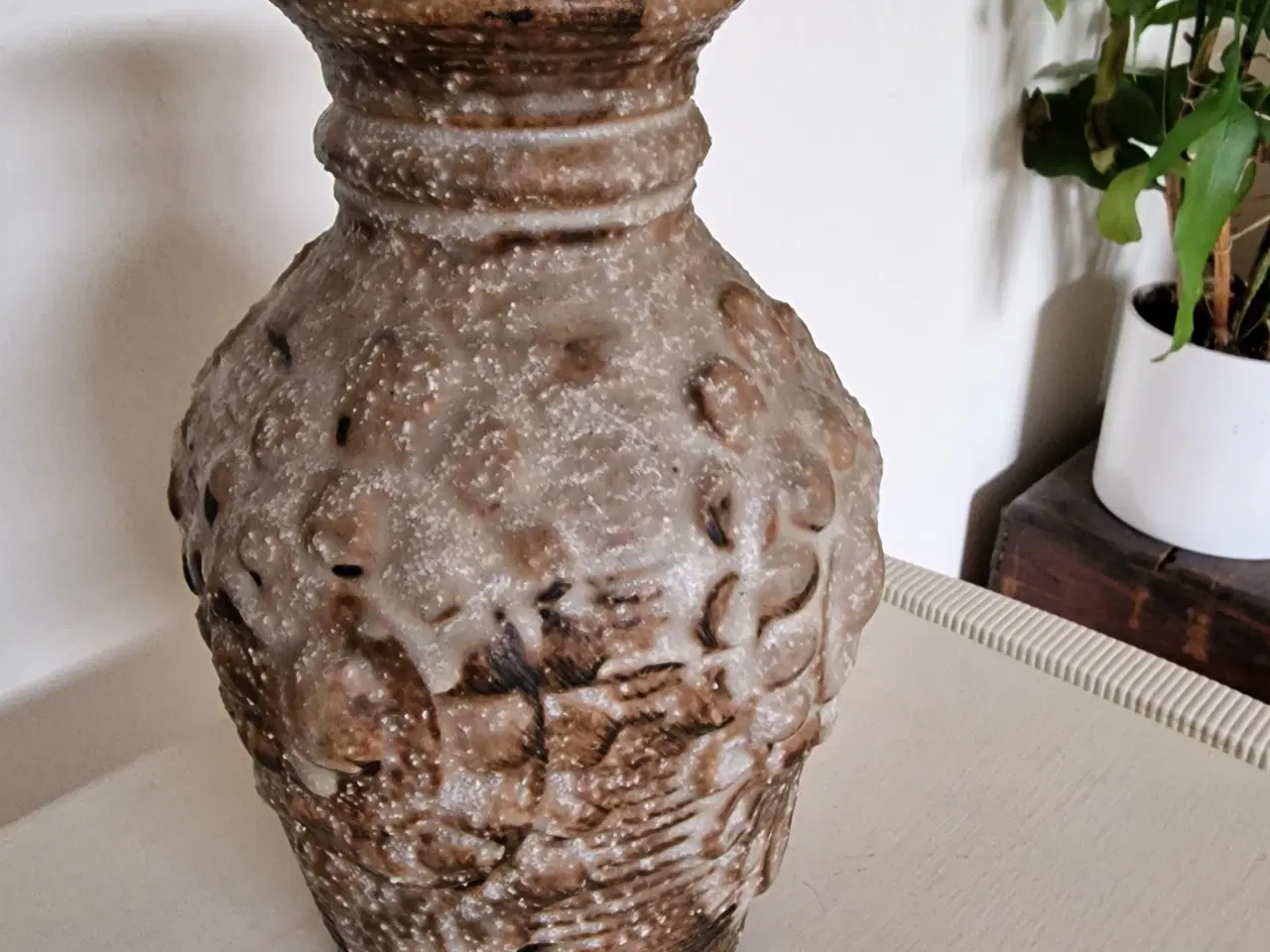 Billede 3 - Flot West-Germany stentøjs vase.