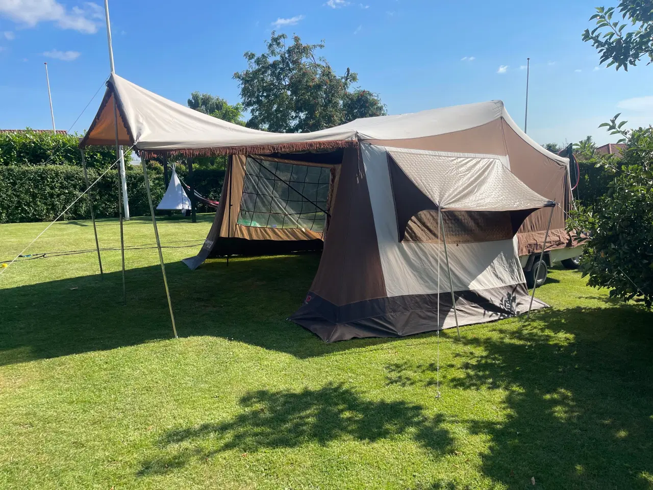 Billede 2 - CAMP-LET Velholdt camplet teltvogn klar til eventy
