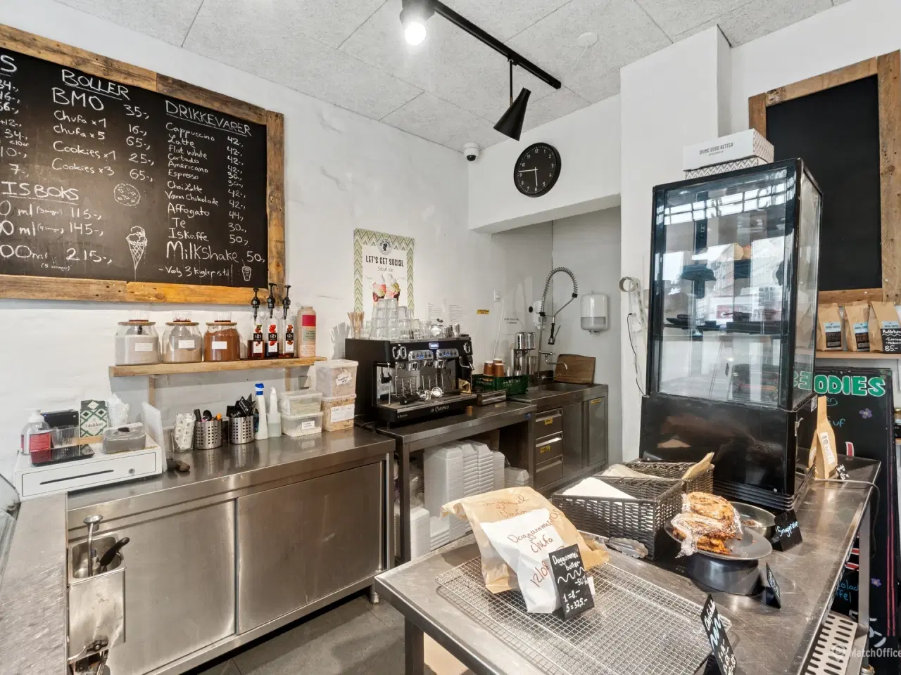 Billede 2 - I hjertet af Nørrebro og midt på Sankt Hans Torv udbydes charmerende butikslejemål