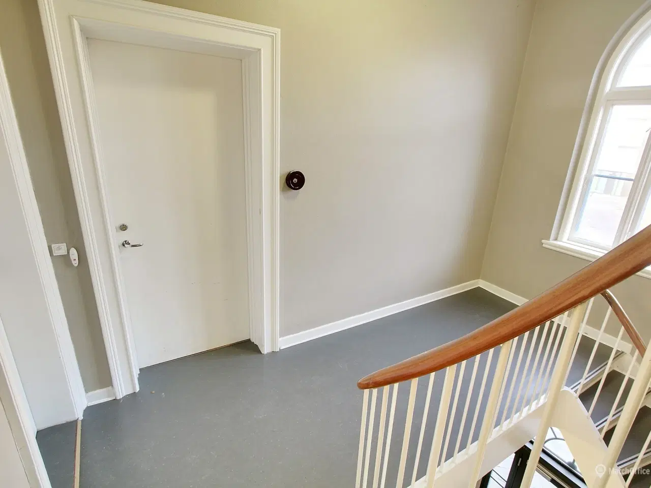 Billede 13 - Stort og præsentabelt kontorlejemål