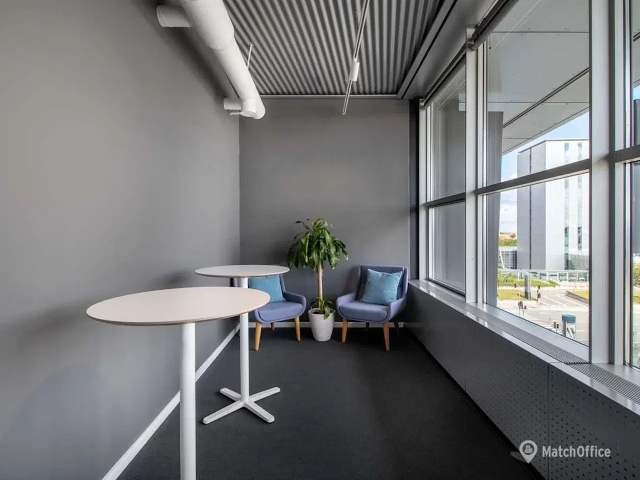 Billede 7 - Fornem arbejdsplads på en velforbundet beliggenhed