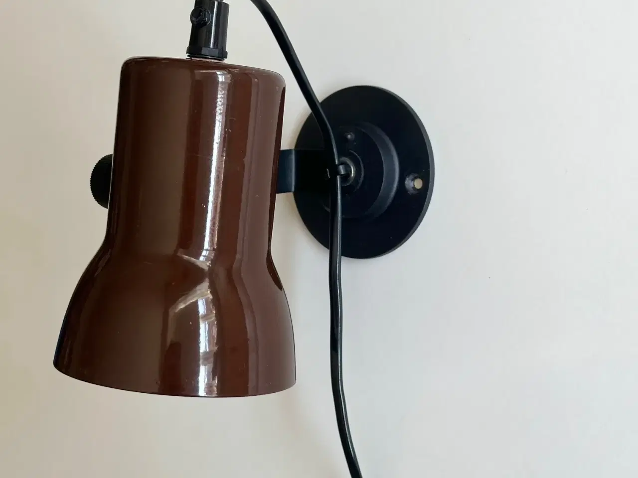 Billede 3 - Retro væglampe, brun