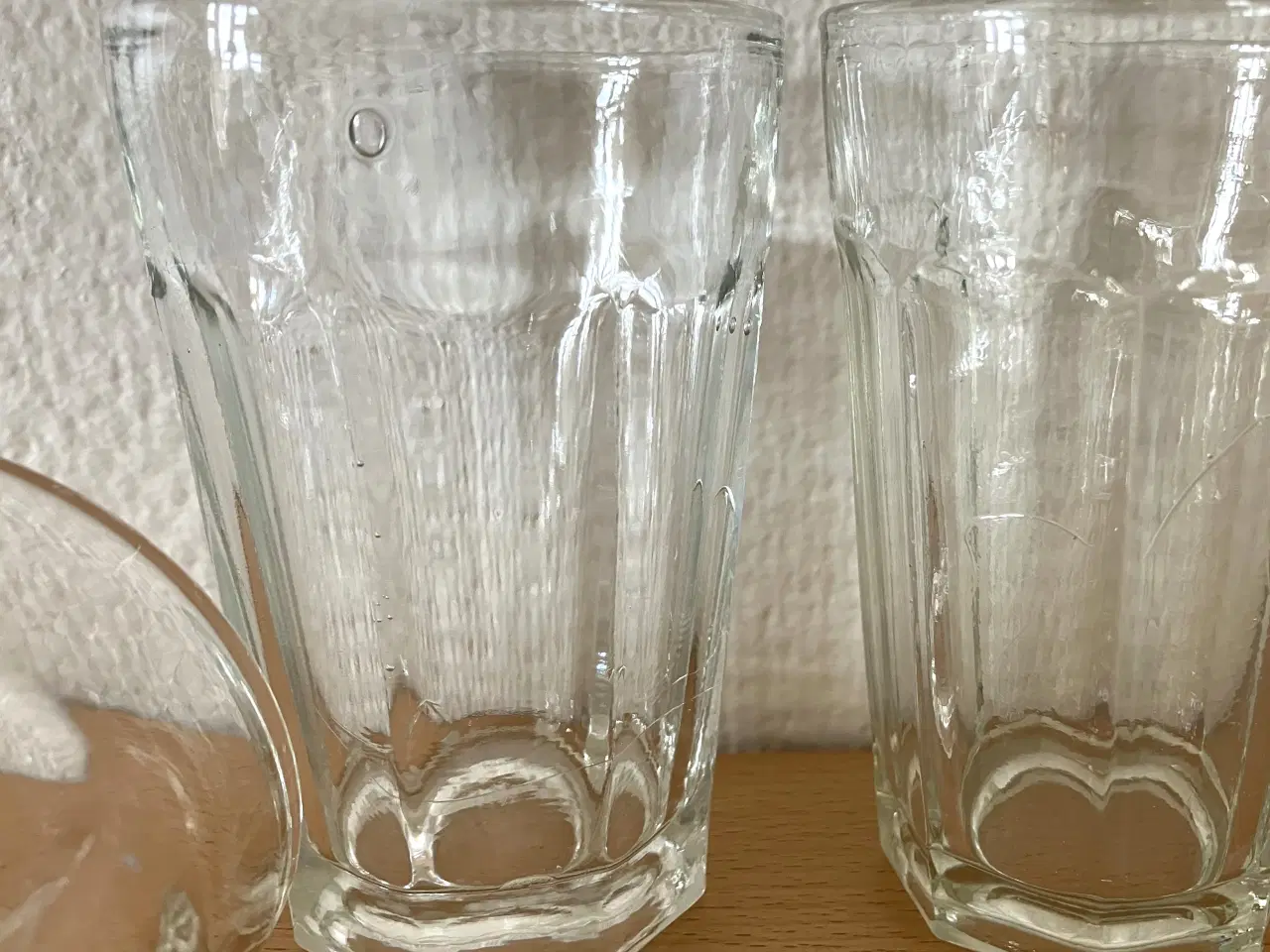 Billede 8 - Nanna mælke/saftevandskande og 4 glas.