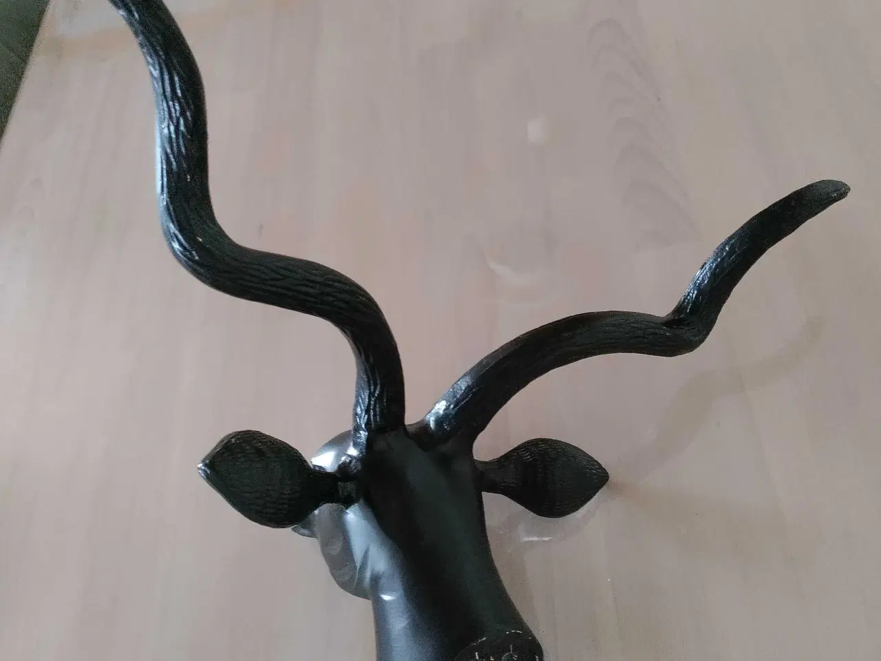 Billede 4 - Hjort i metal til ophæng 