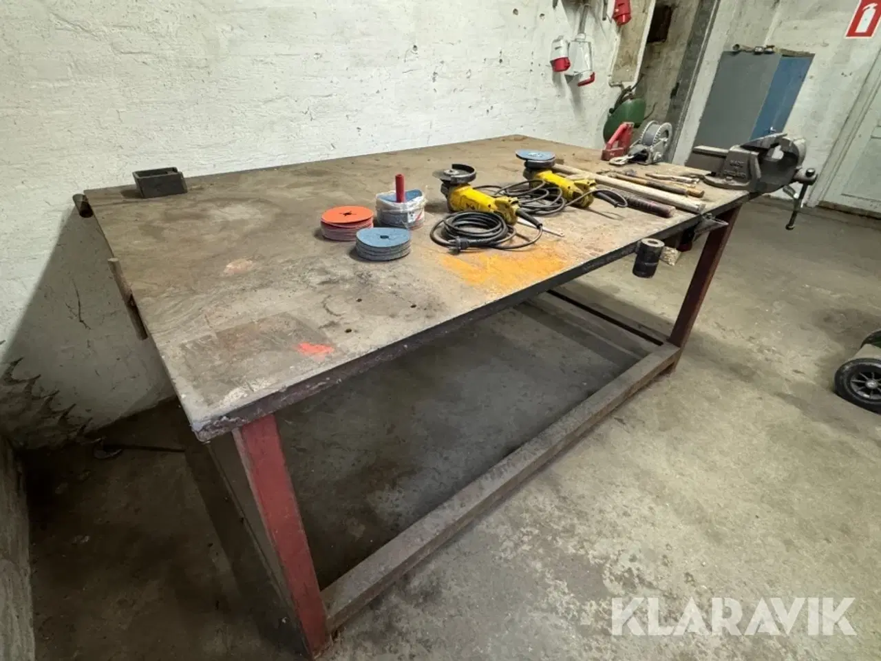 Billede 2 - Svejsebord med tilbehør