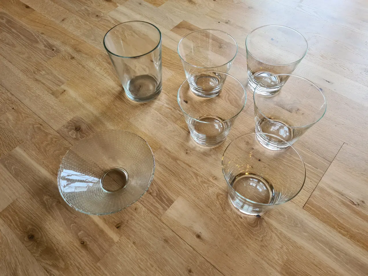 Billede 1 - Glas. Skåle. Vaser. Skål. Fad