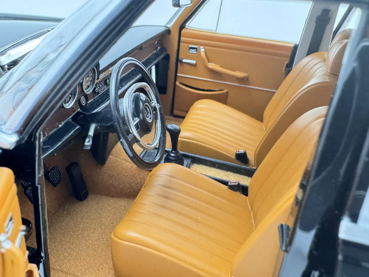 Billede 7 - 1968 Mercedes-Benz 280 SE Limousine 1:18