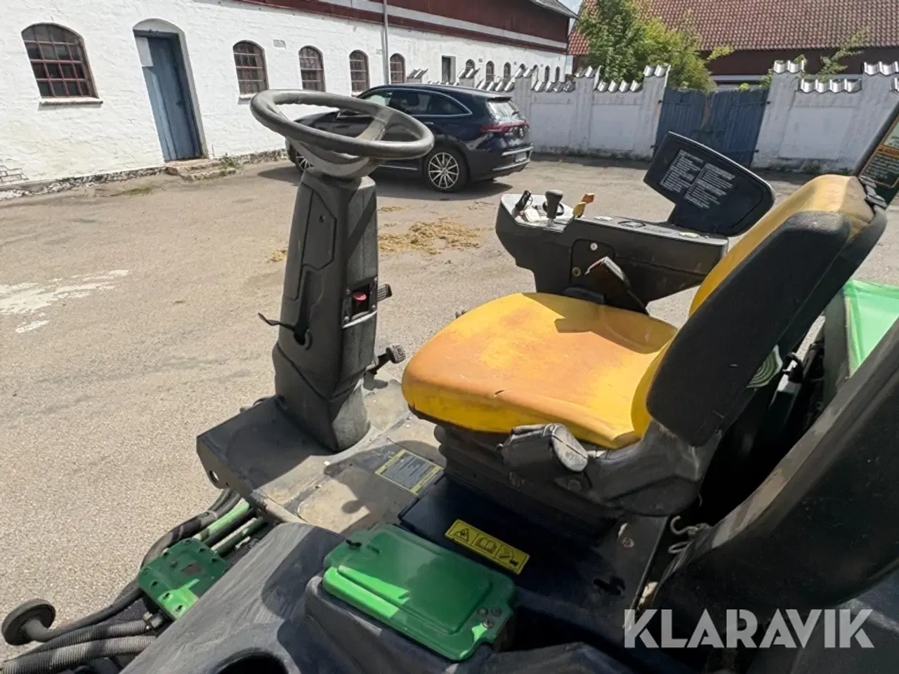 Billede 10 - Græsslåmaskine John Deere 3235C 4WD
