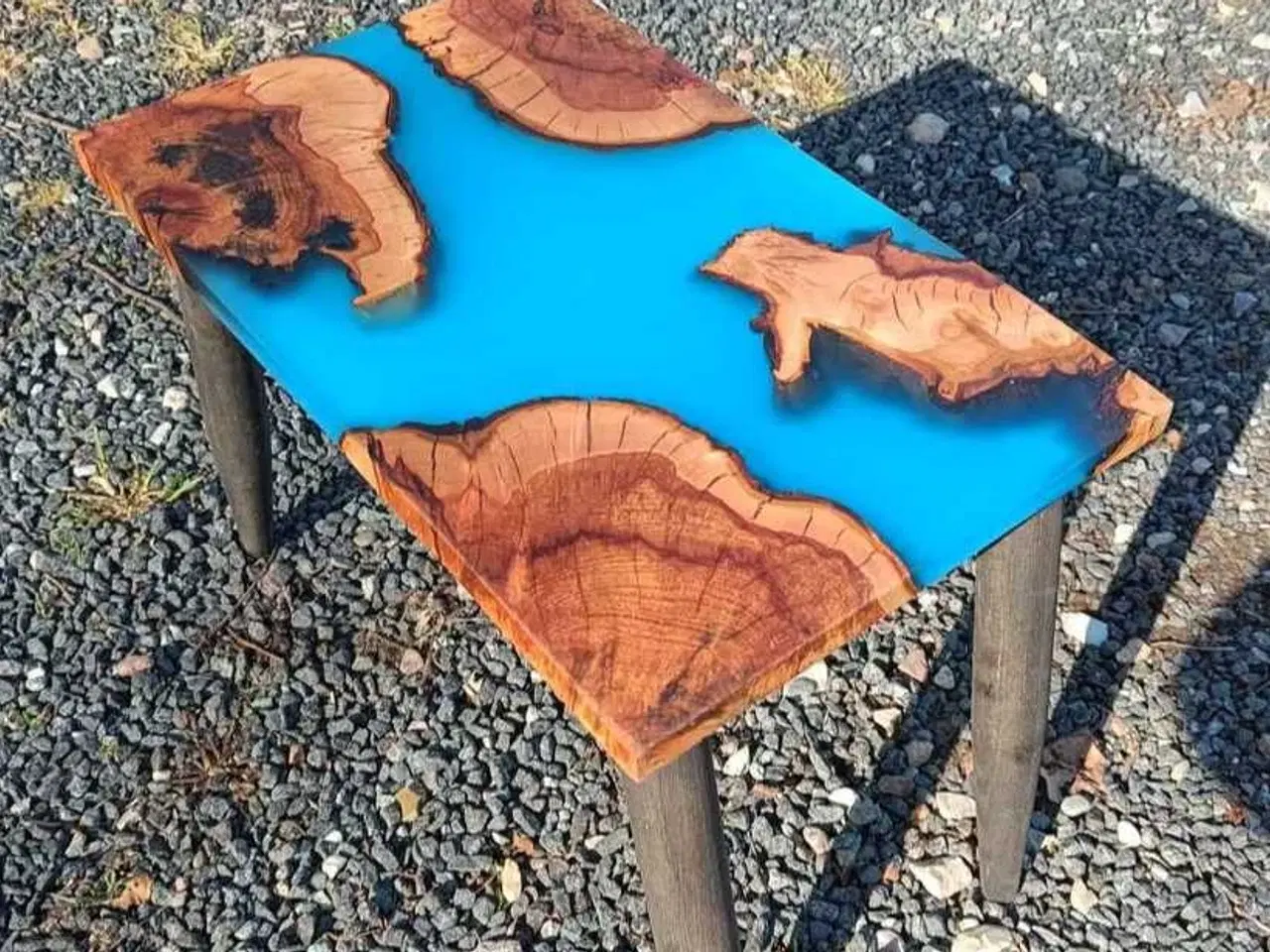 Billede 1 - Nyt Lille Epoxy Bord 