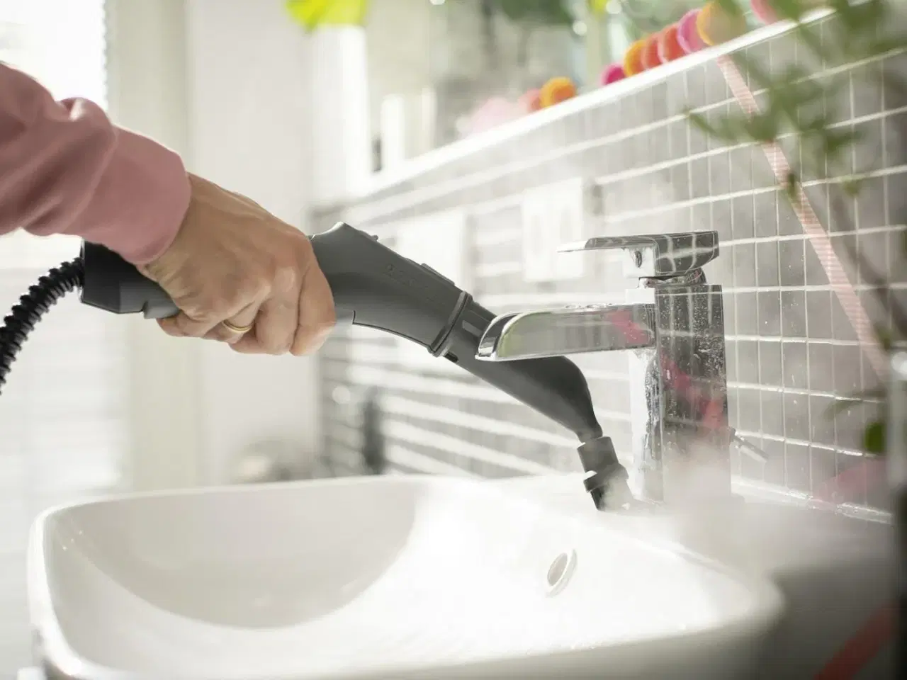 Billede 3 - Damprenser Kärcher SC 3 EasyFix, cylinder, 0,5 l, 1.900 W – sort/hvid