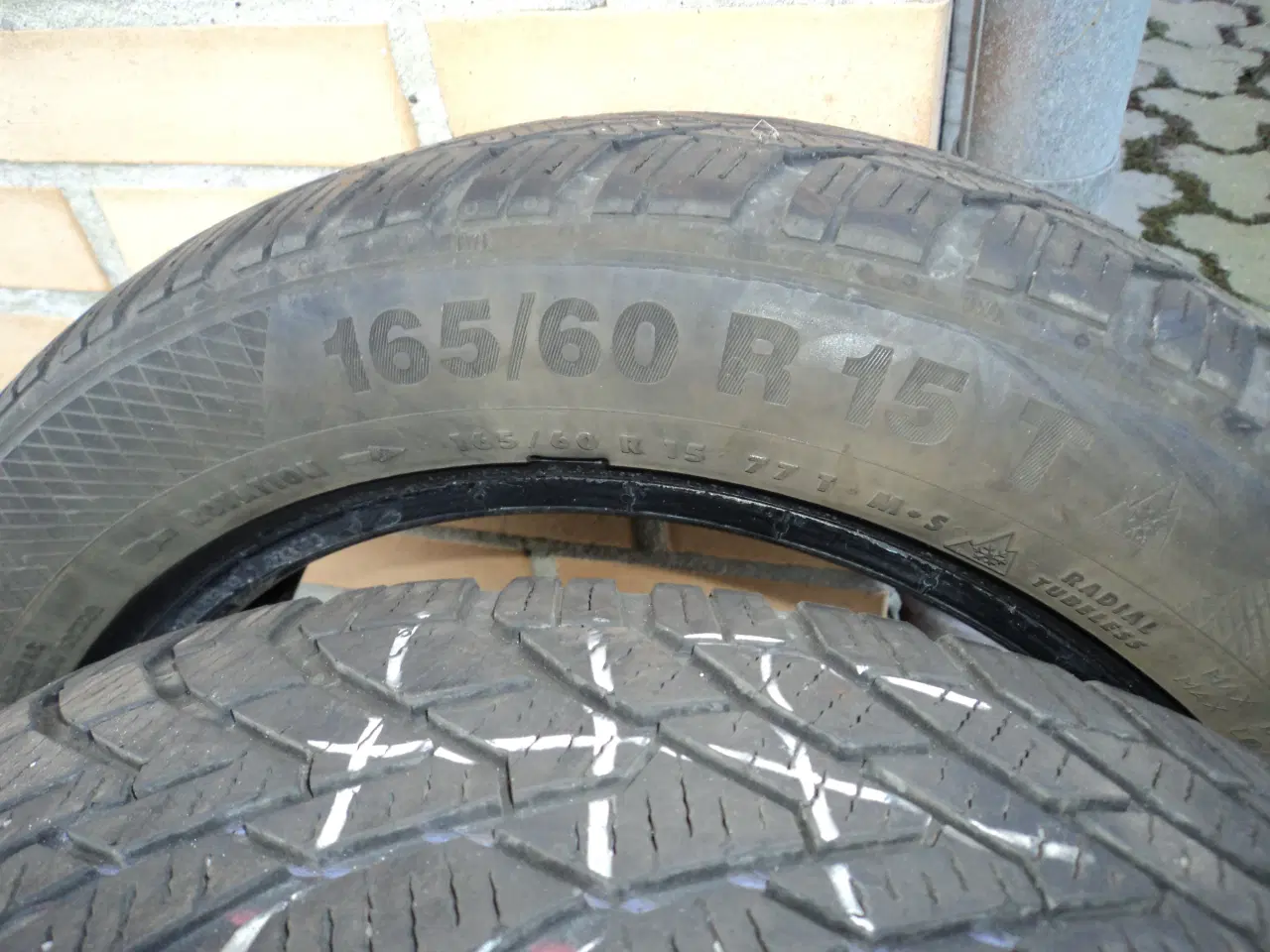 Billede 2 - 2 stk. vinterdæk sælges