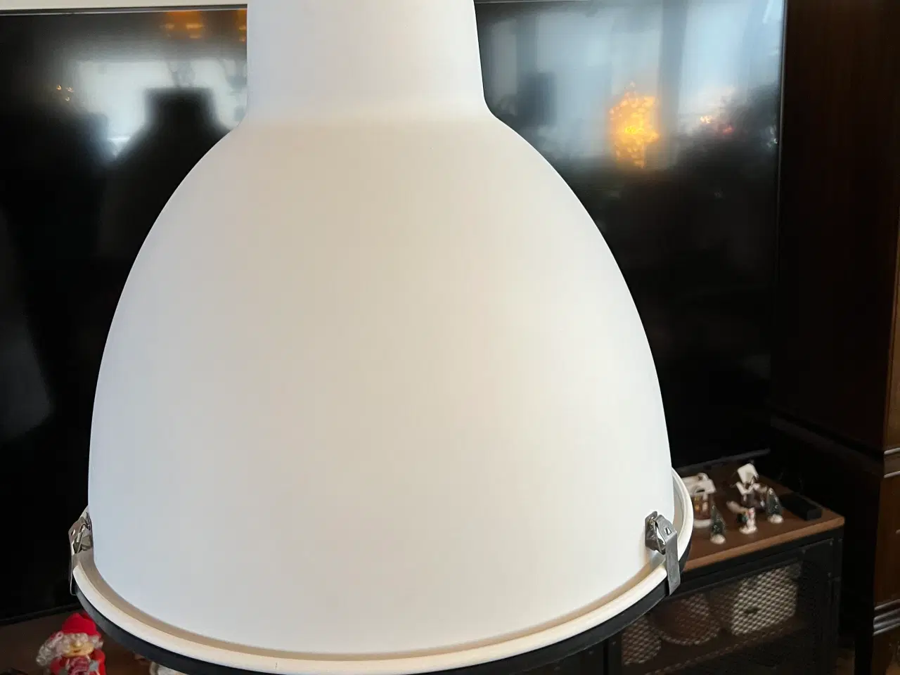 Billede 3 - Stor flot hvid loftlampe sælges 