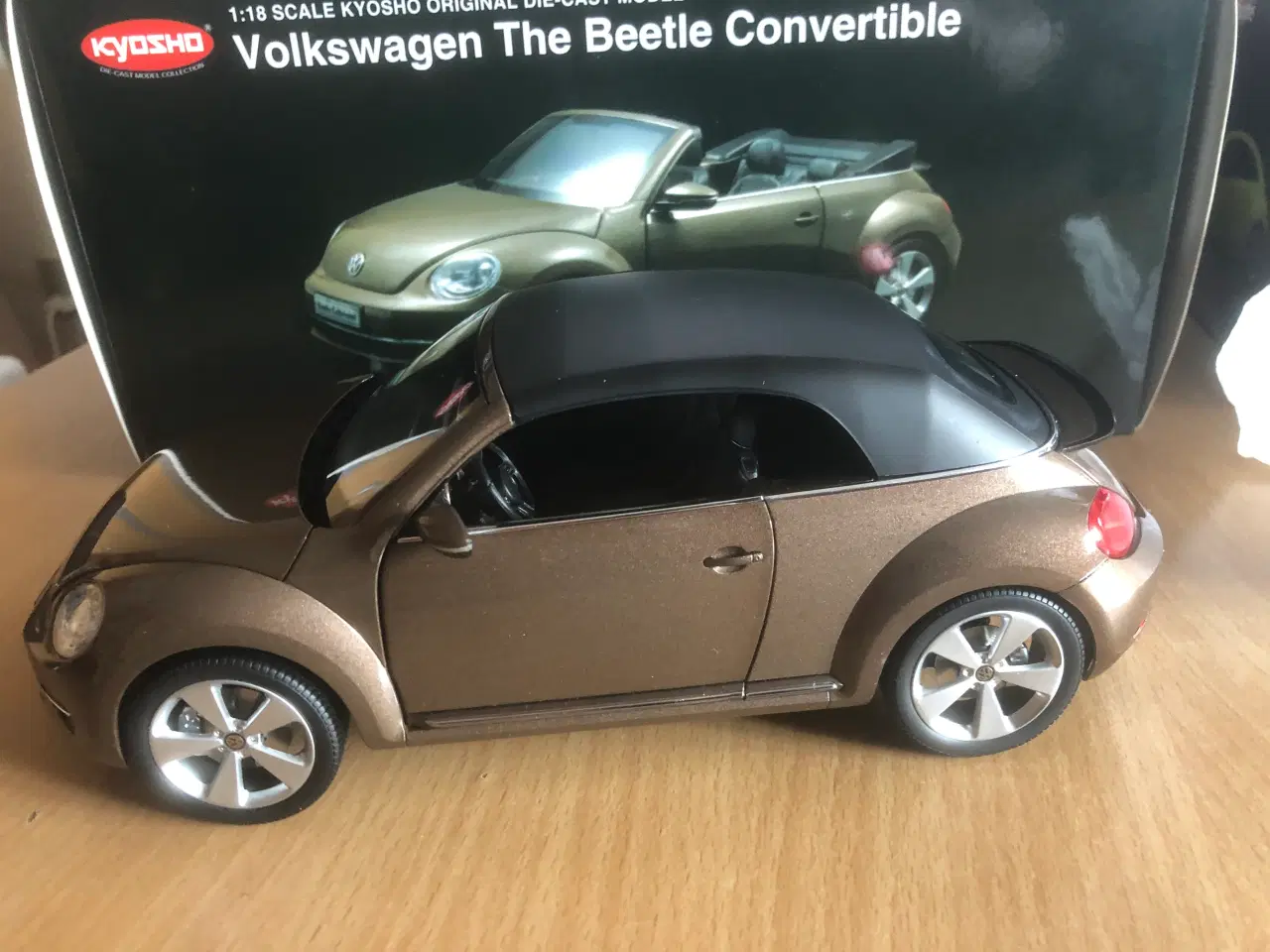 Billede 1 - 1:18 VW The Beetle Convertible 