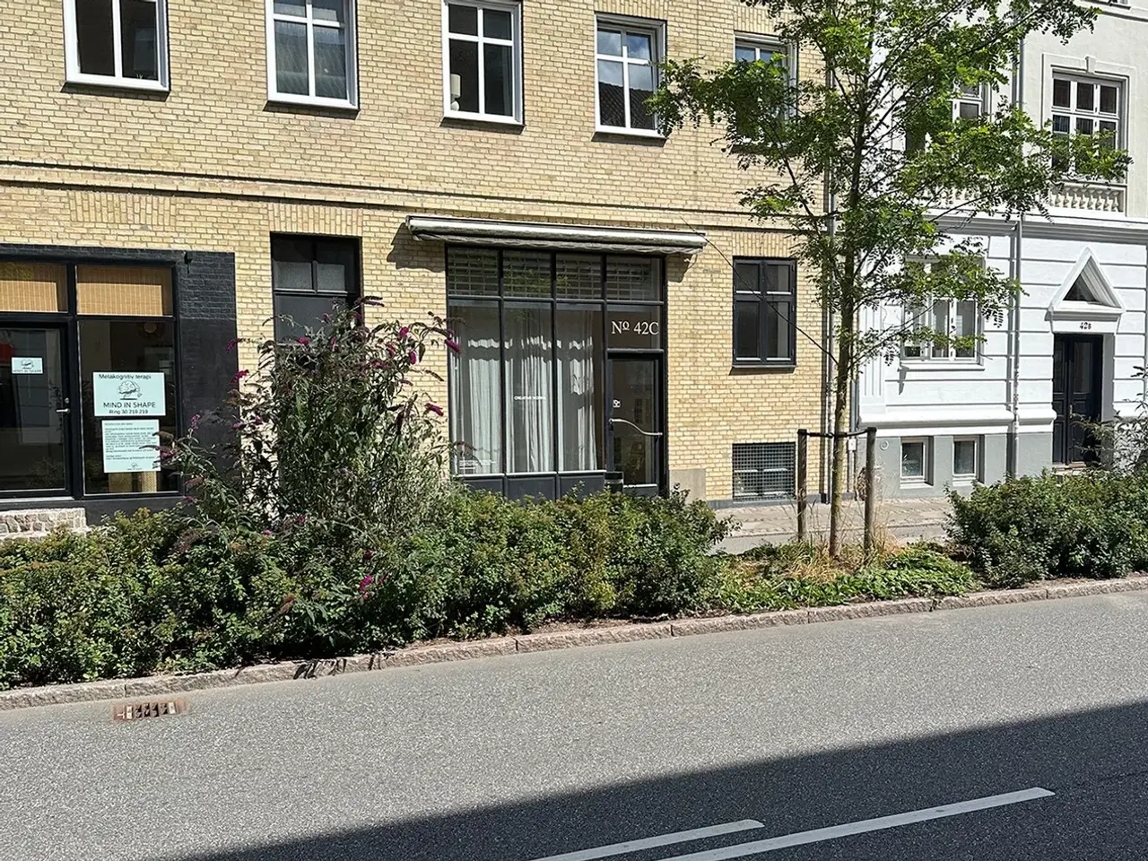 Billede 1 - Velbeliggende erhvervslejemål på Kastetvej 42C. 9000 Aalborg!