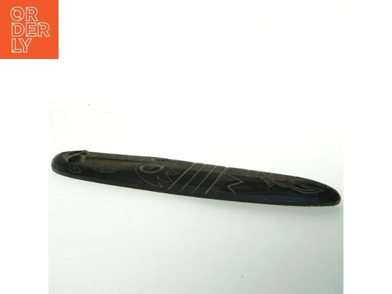 Billede 3 - Træskulptur med tribal-motiver (str. 48,5x12 cm)