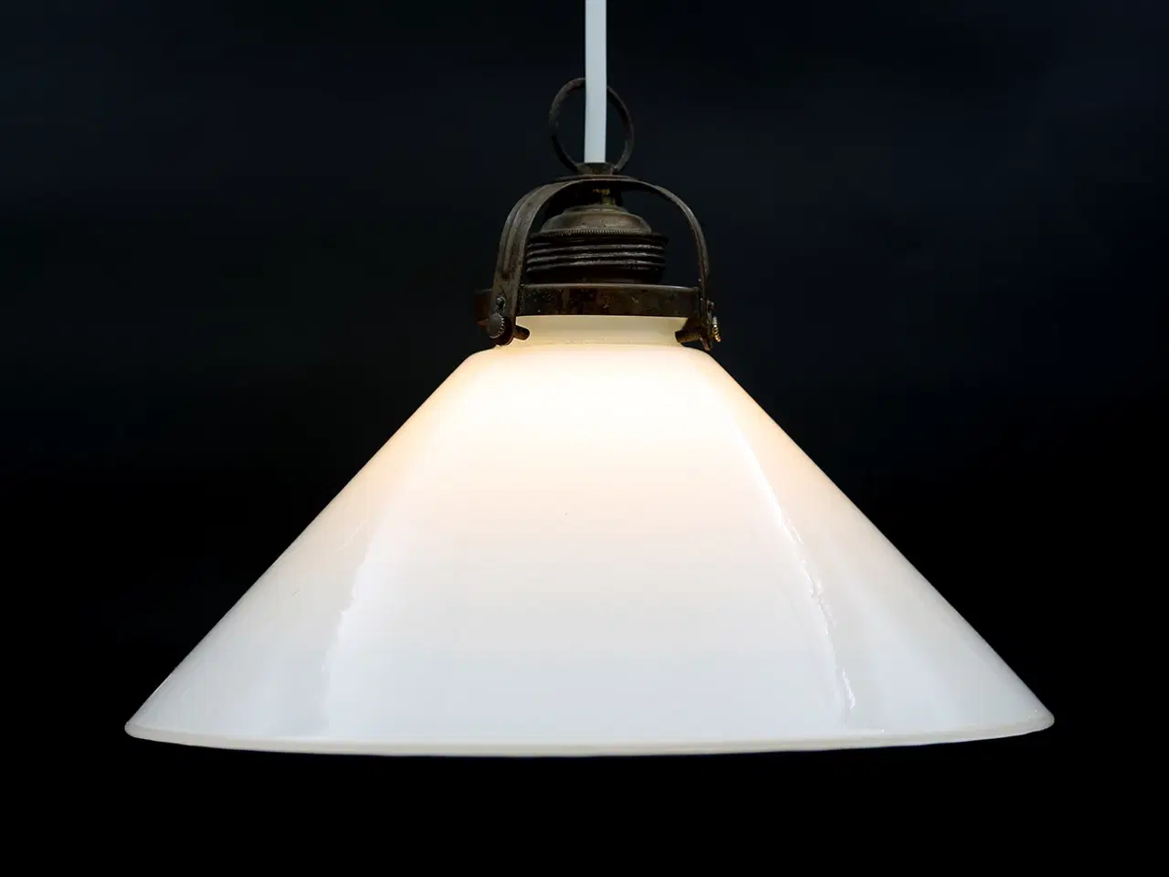 Billede 2 - Stor vintage skomagerlampe i opalglas