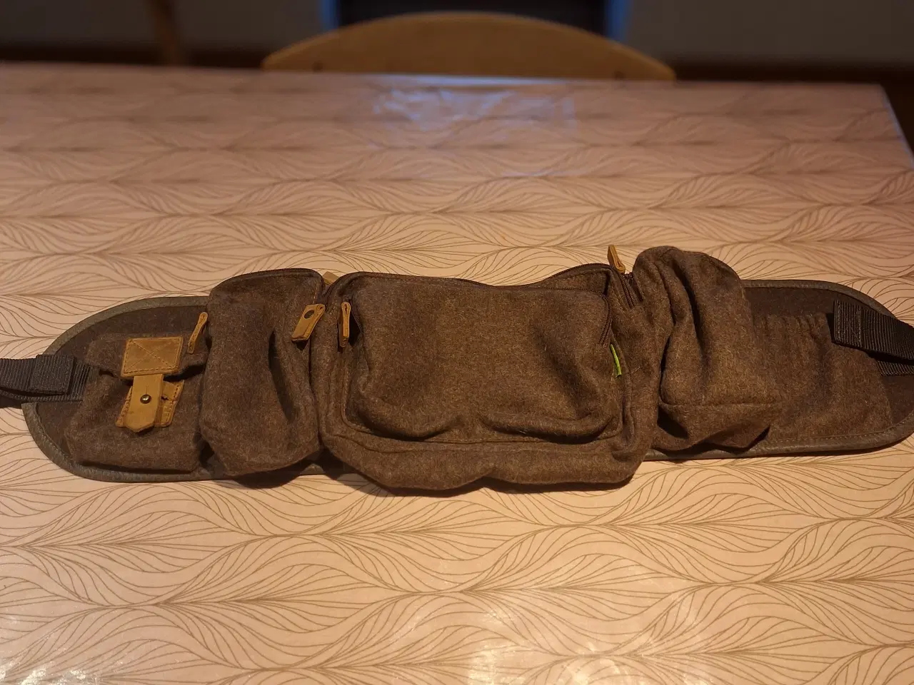 Billede 2 - Bæltetaske i uld