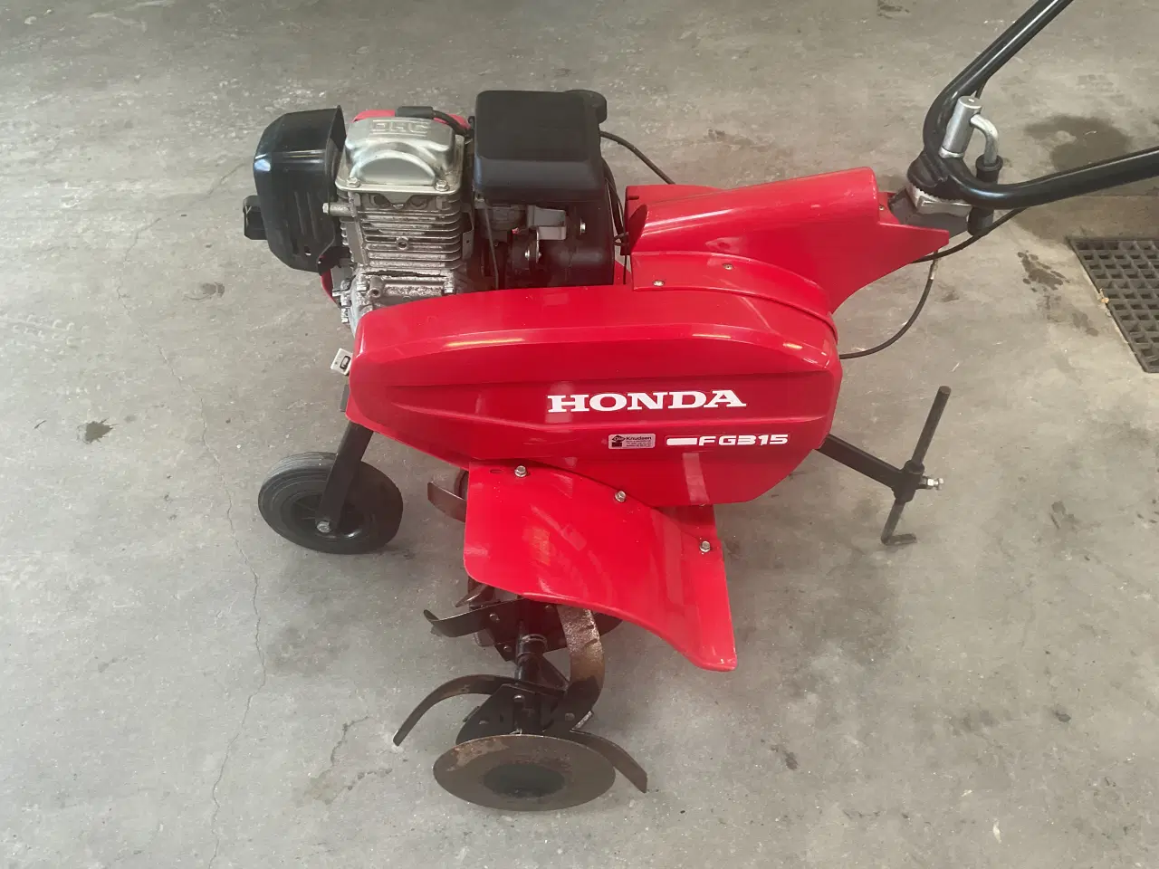 Billede 1 - Honda FG 315 fræser 5 hk lidt brugt