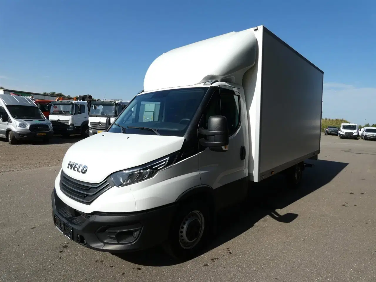 Billede 4 - Iveco Daily 35S16 4100mm 2,3 D m/Alukasse med lift Hi-Matic 156HK Ladv./Chas. 8g Aut.