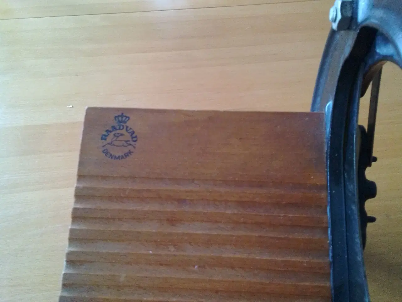 Billede 2 - Sort Raadvad brødskærer