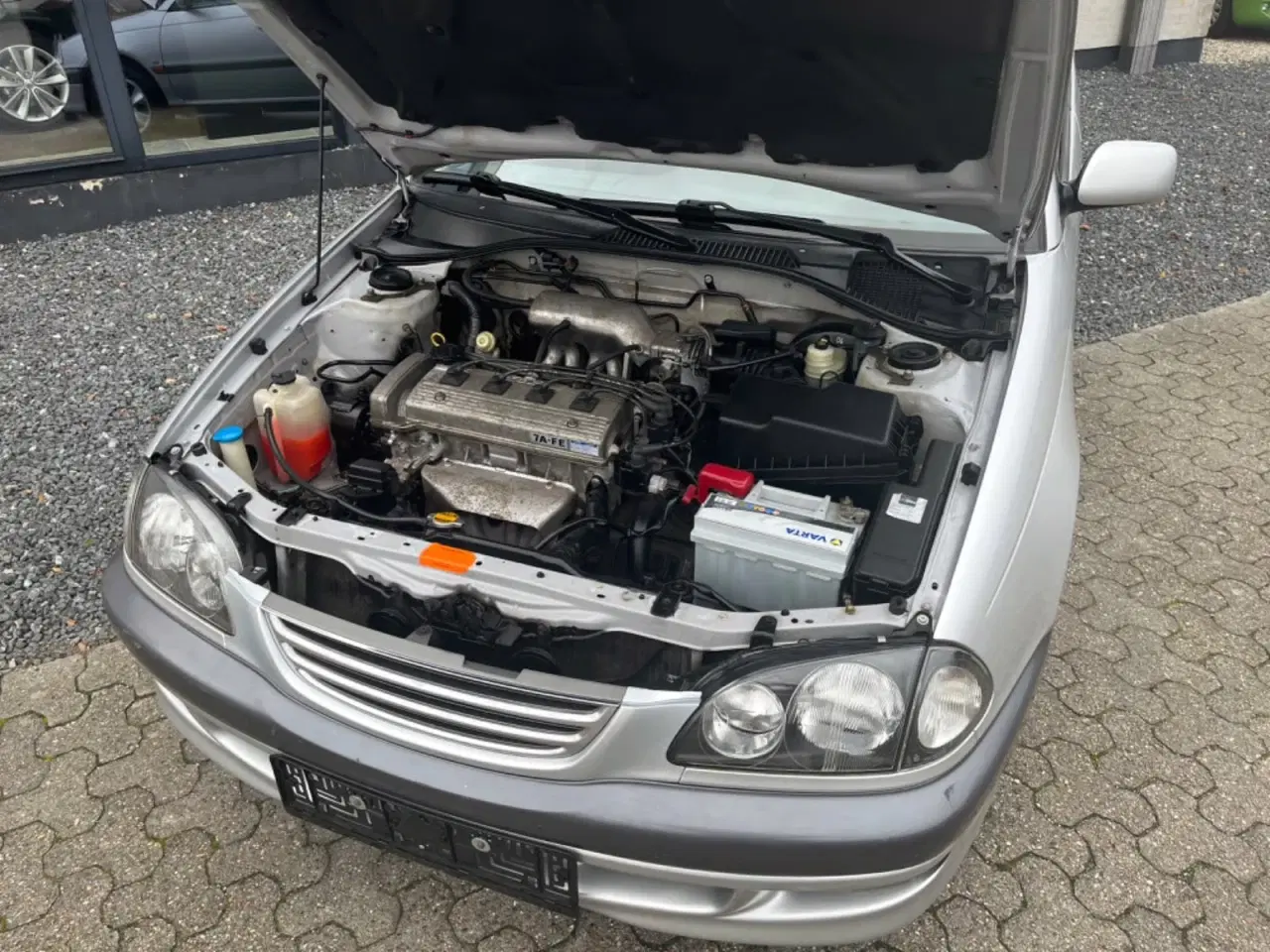 Billede 1 - Toyota Avensis motor