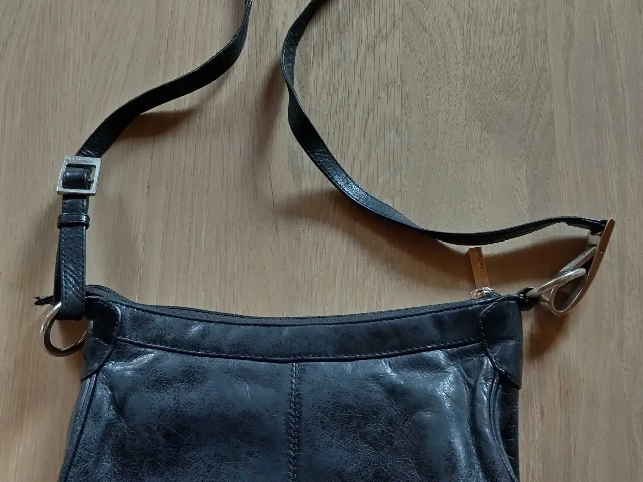 Billede 2 - Sort lædertaske fra Belsac 