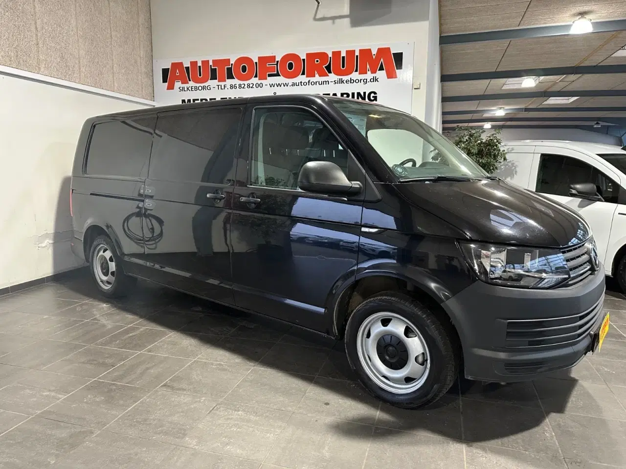 Billede 1 - VW Transporter 2,0 TDi 180 Kassevogn DSG lang