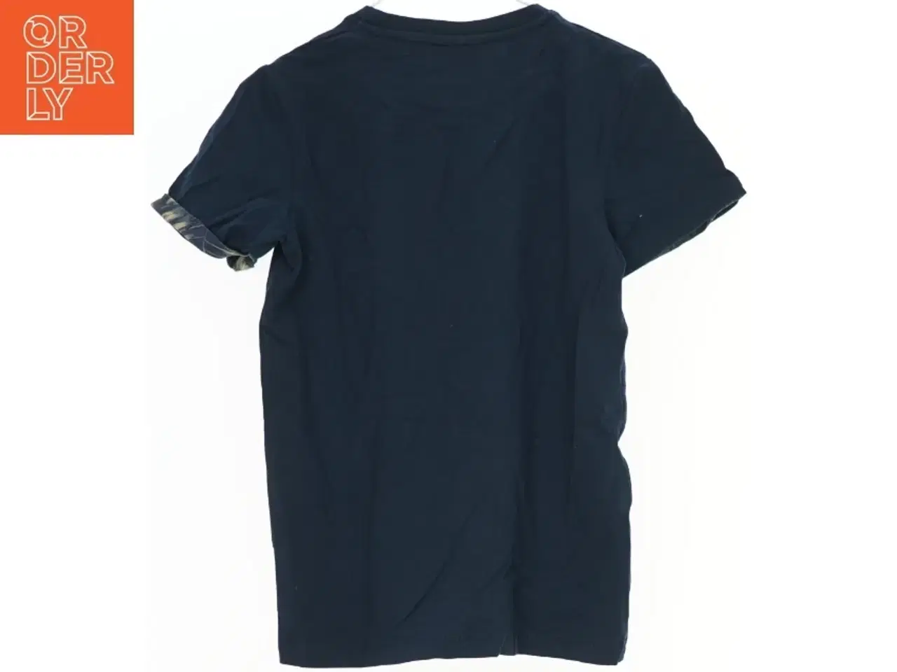 Billede 2 - Mørkeblå T-shirt med mønstret lommedetalje fra Name It (str. 134)