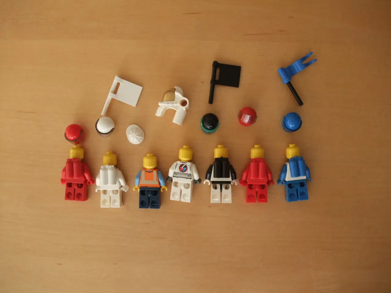 Billede 5 - Lego Space Figurer