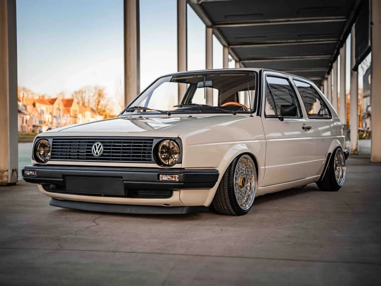 Billede 1 - KØBES VW GOLF 2 projekt