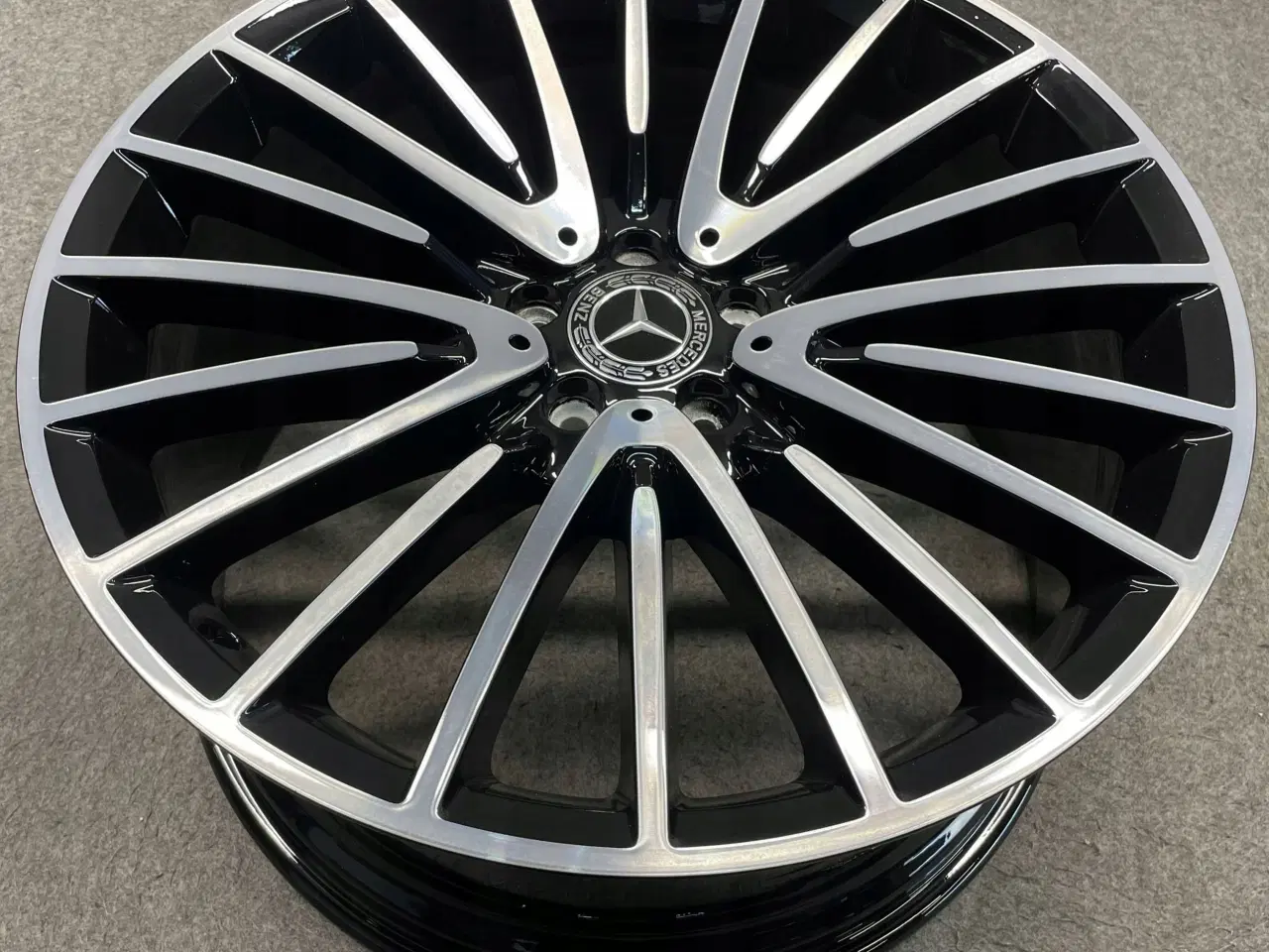 Billede 1 - ALUFÆLGE MERCEDES S AMG A223 W223 S223 21"