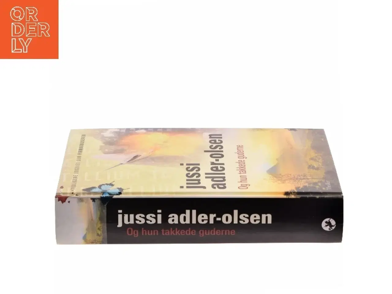 Billede 2 - Og hun takkede guderne af Jussi Adler-Olsen (Bog)