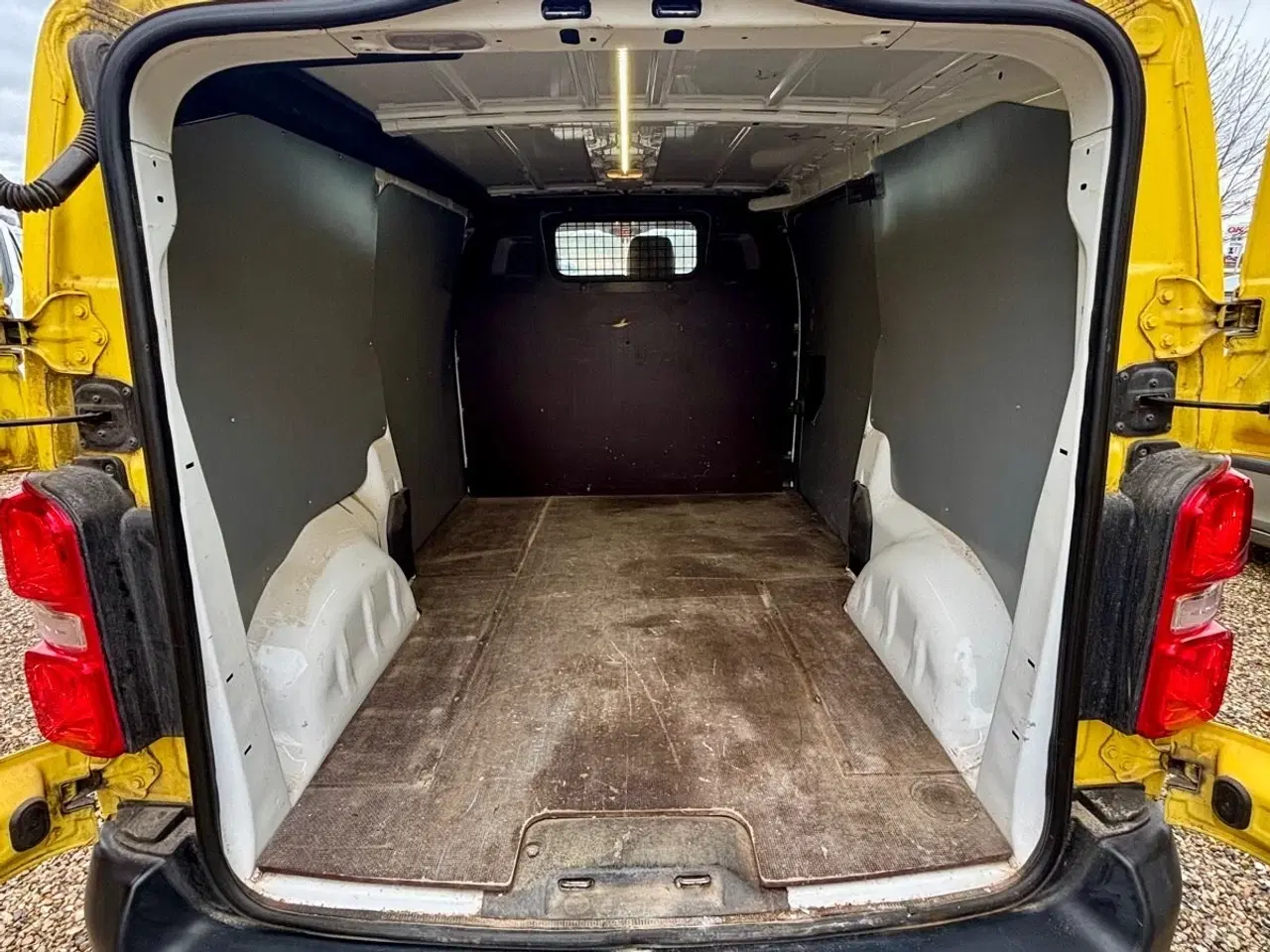 Billede 8 - Peugeot Expert 2,0 BlueHDi 120 L2 Plus Van