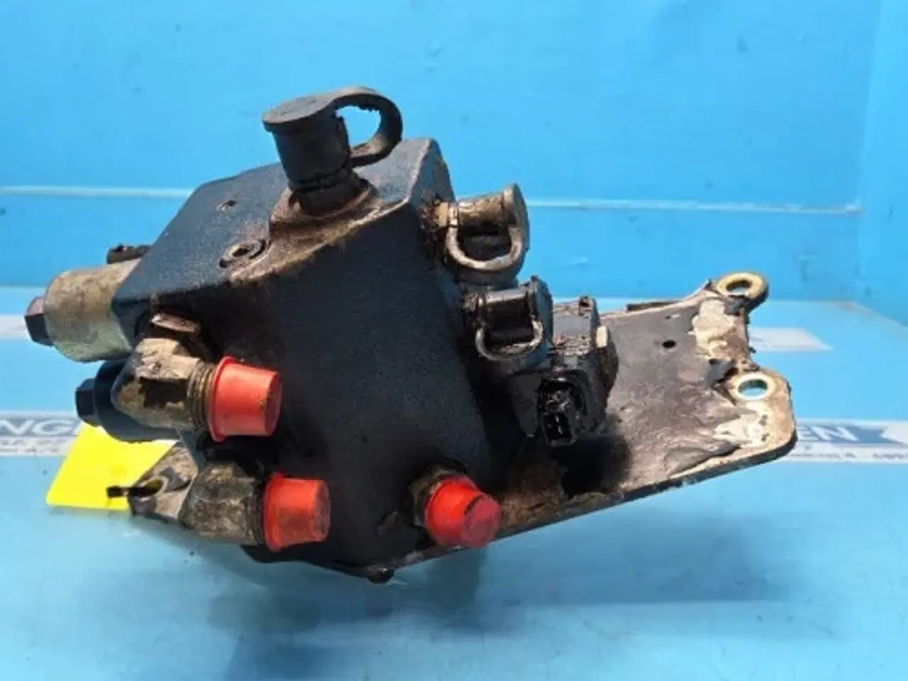 Billede 2 - Massey Ferguson 6260 Trykvalve 3792503M11