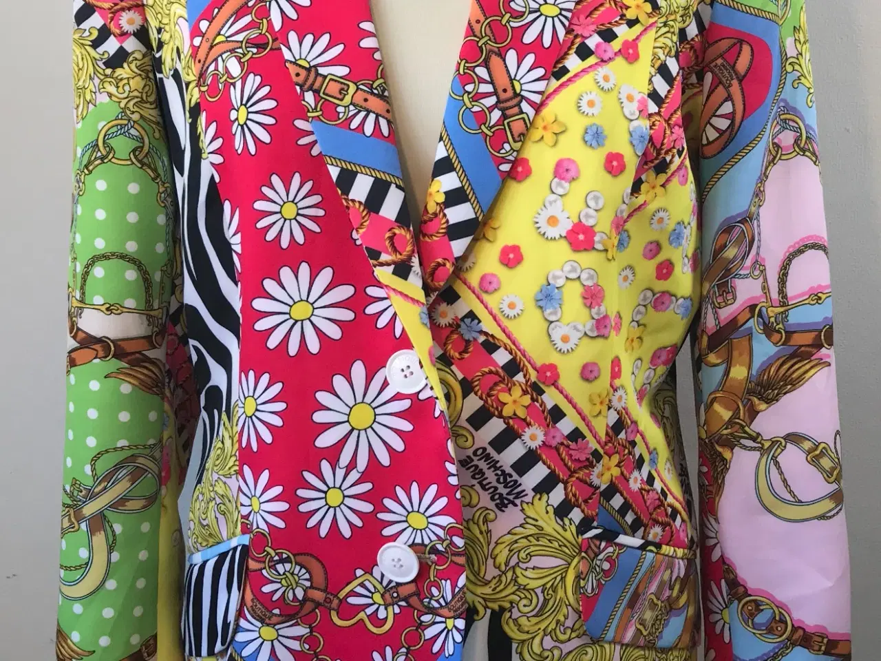 Billede 2 - Boutique Moschino, blazer, str 40