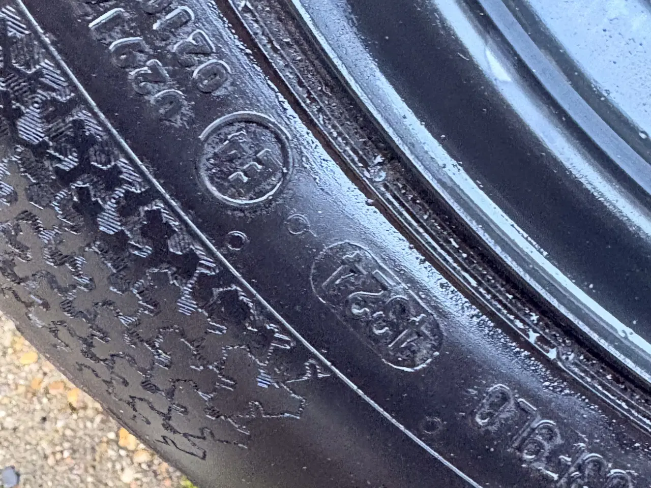 Billede 2 - Vinterdæk med stålfælge