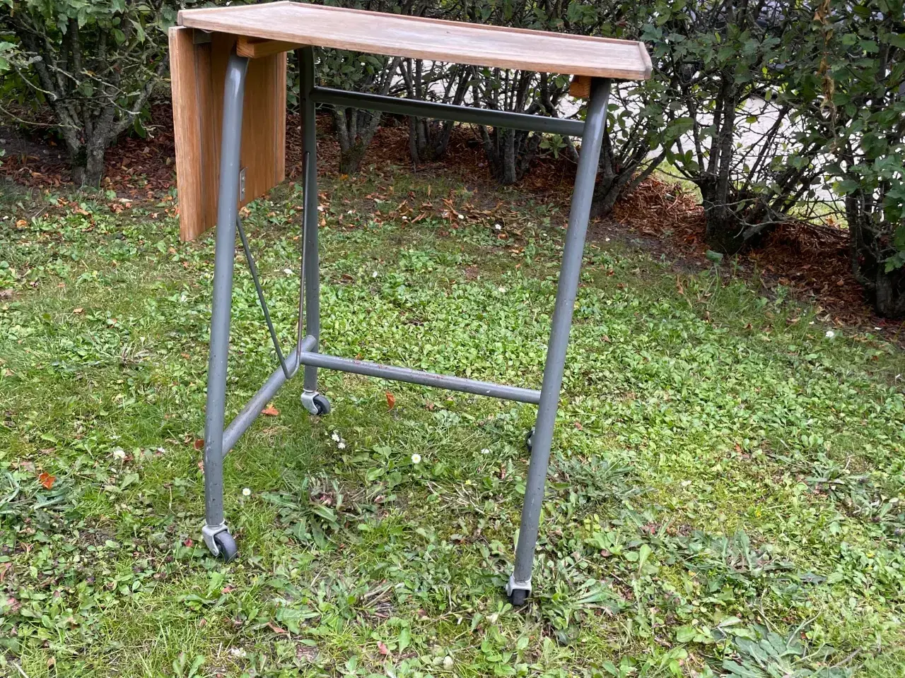 Billede 1 - Industri bord med hjul