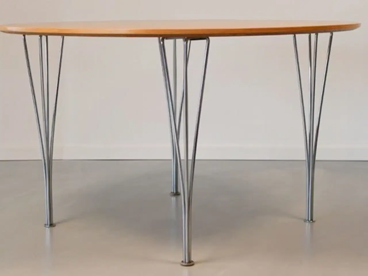 Billede 2 - Supercirkulært spisebord