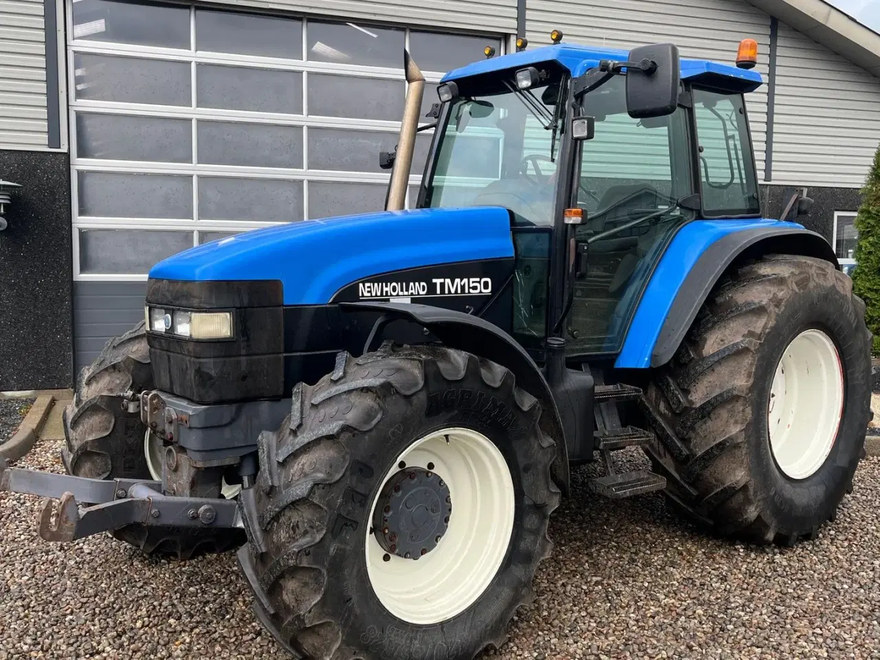 Billede 2 - New Holland TM150 Med frontlift