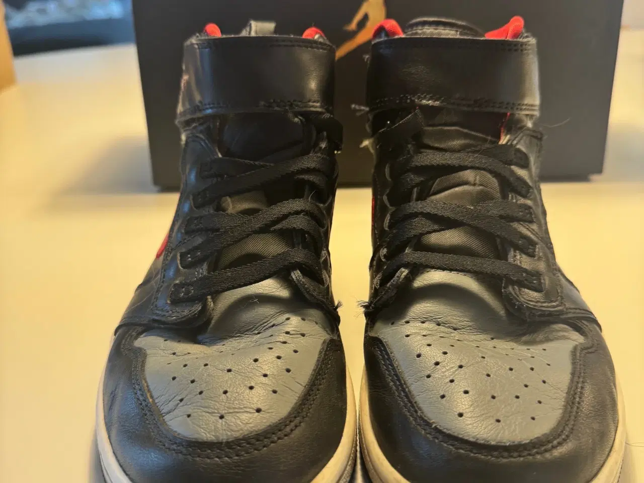 Billede 2 - Air Jordan Sneakers 1HI Flyease 