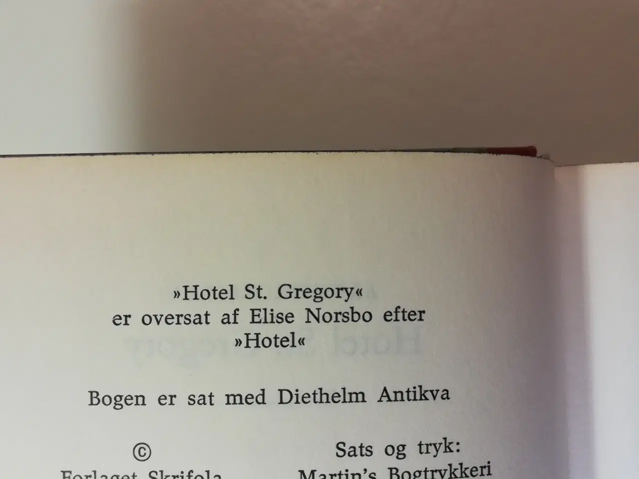 Billede 2 - HOTEL ST. GREGORY -VINTERBRUDEN - DET KAN MAN IKKE