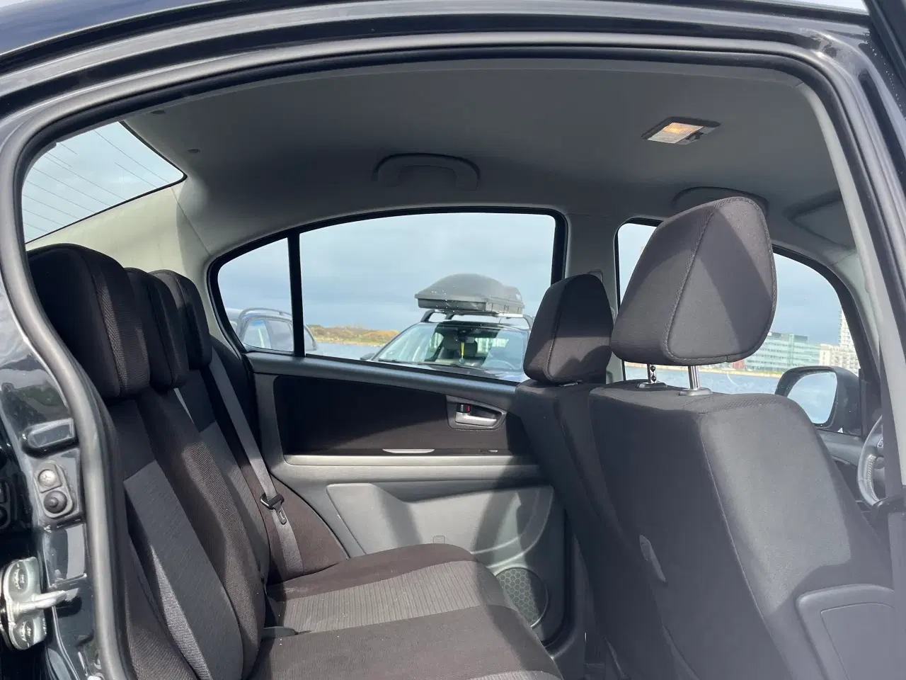 Billede 9 - Suzuki sx4 sedan KUN 90.000 km!!!