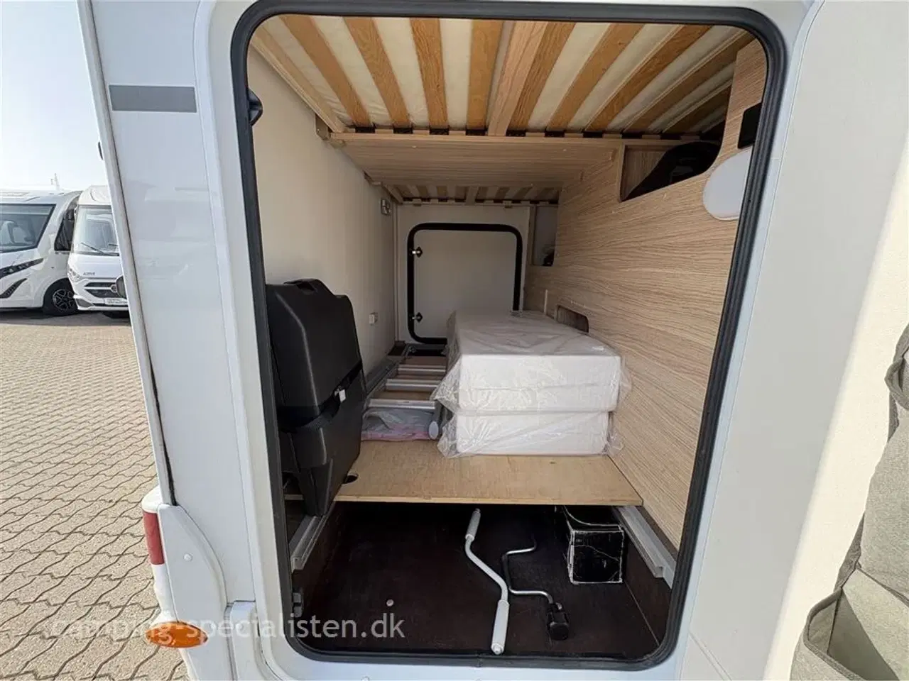 Billede 4 - 2022 - SunLight VAN V66 Adventure Edit   SunLight Van V66 Adventure Edit 2022 - Kan ses nu hos Camping-Specialisten.dk