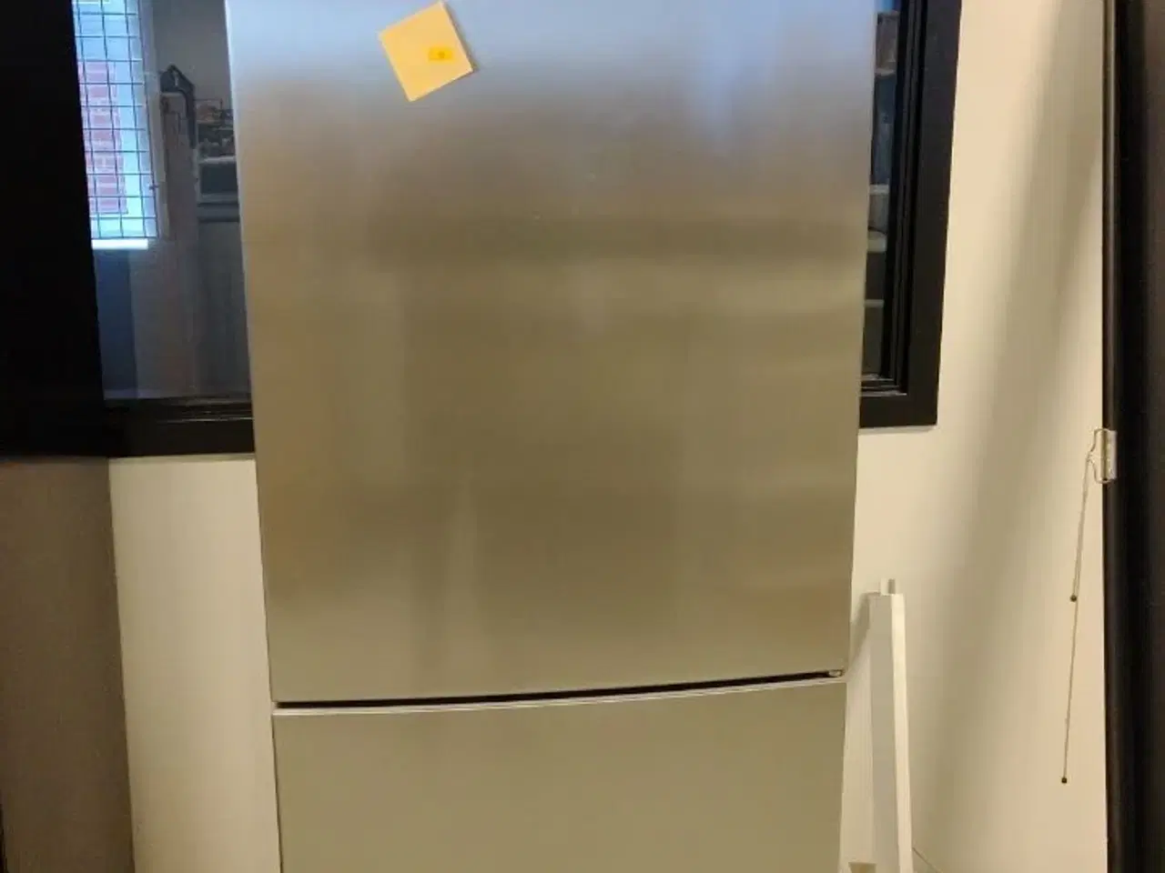 Billede 1 - Køle-/fryseskab Bosch KGE49AICA/10