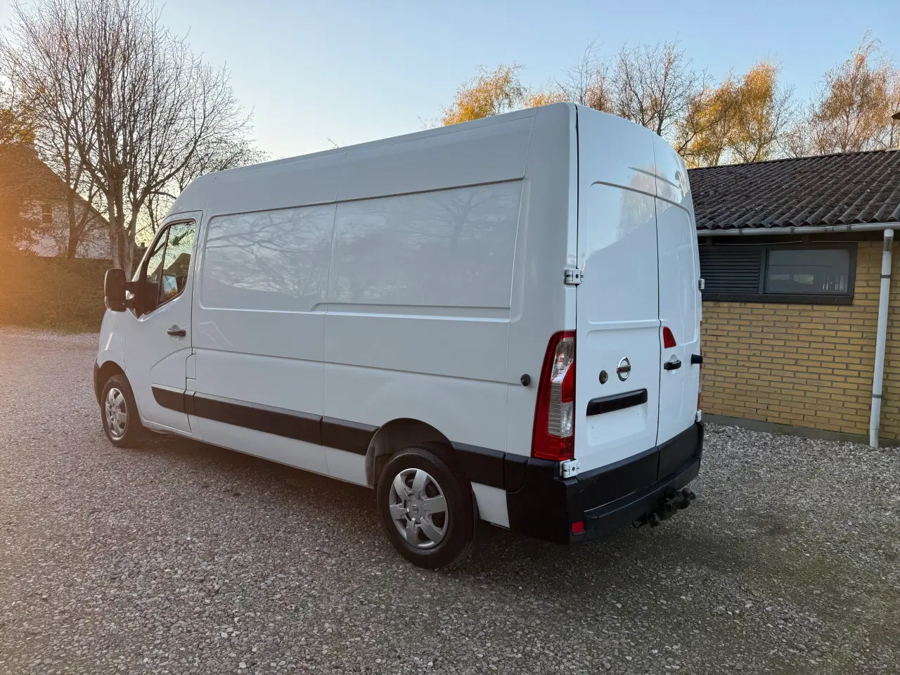 Billede 8 - Nissan nv400 dci lav km 